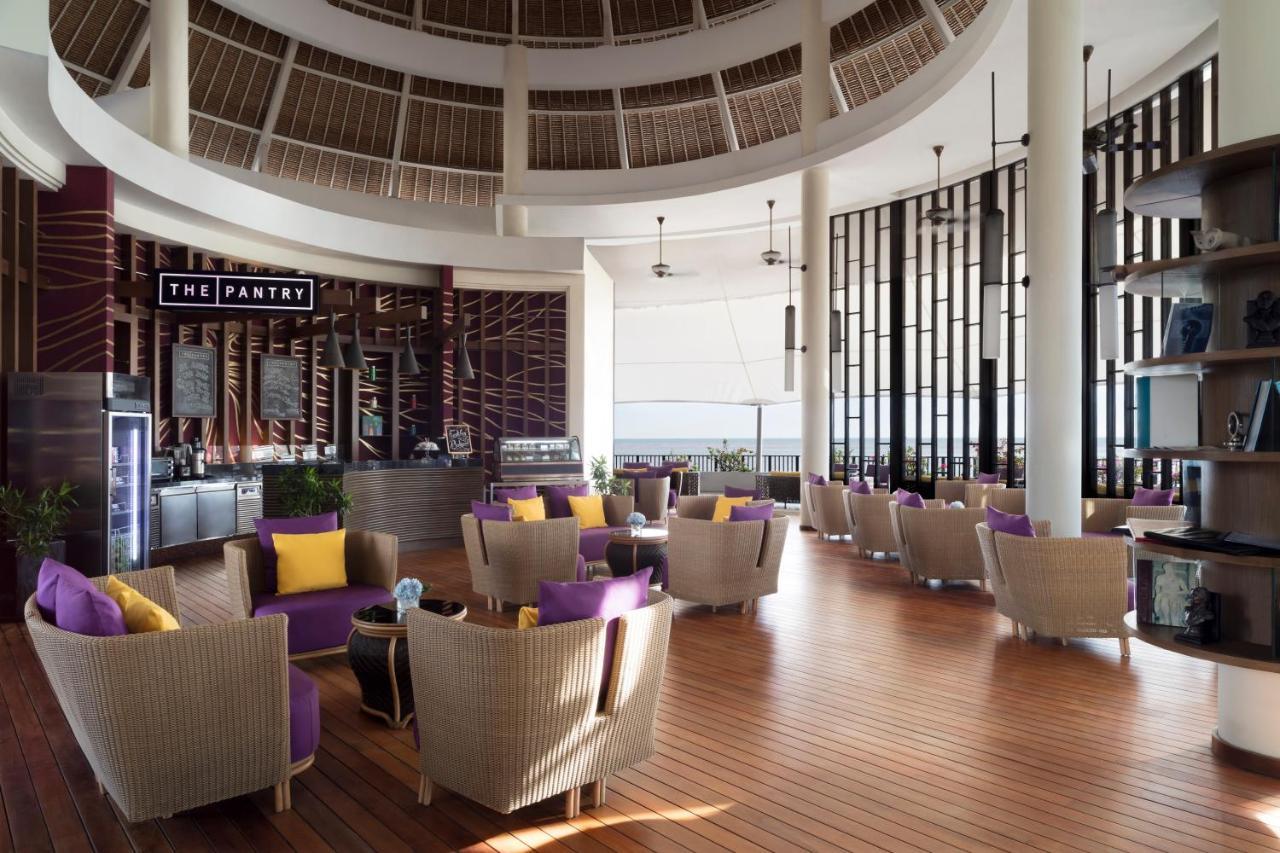 Avani Sepang Goldcoast Resort Kampong Bagan Lalang Kültér fotó The Pantry