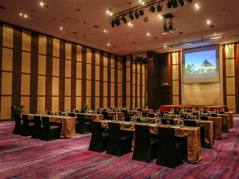 Avani Sepang Goldcoast Resort Kampong Bagan Lalang Kültér fotó The Grand Ballroom