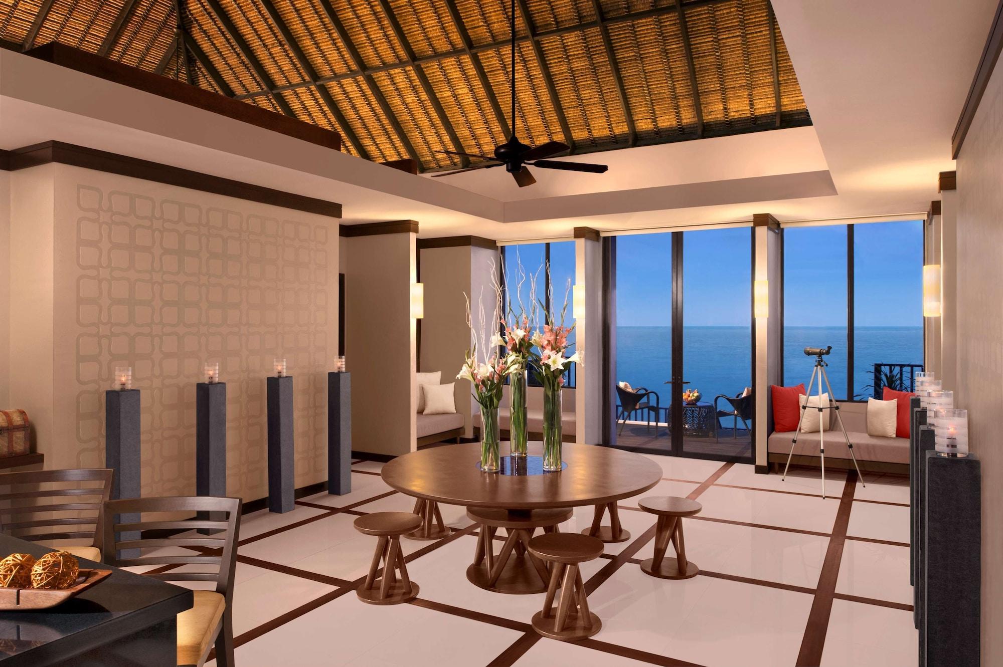 Avani Sepang Goldcoast Resort Kampong Bagan Lalang Kültér fotó The interior of a villa at the resort